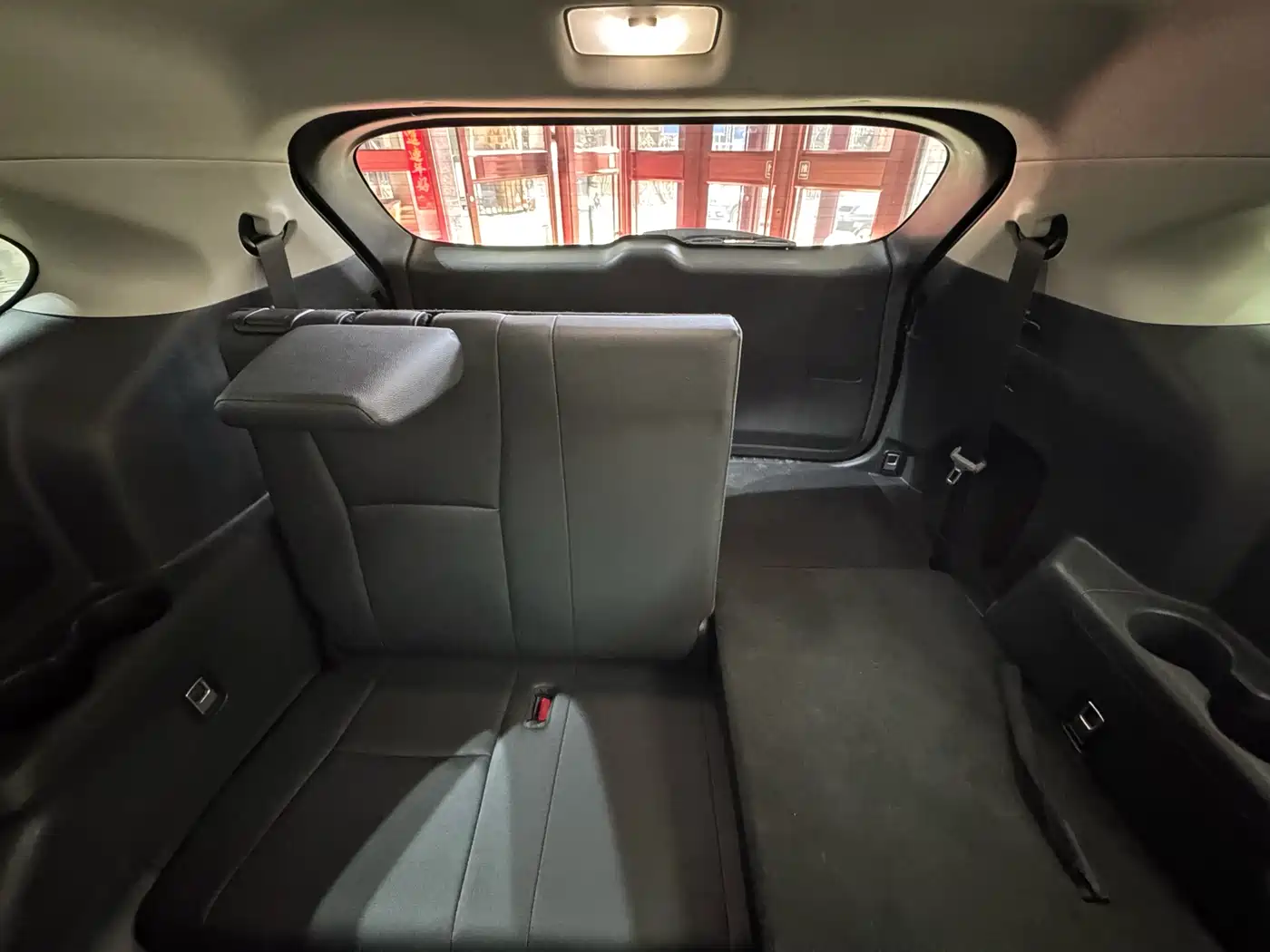 Toyota Highlander 2022 Hybrid 2.5L 4WD Luxury 7-Seater фото 22