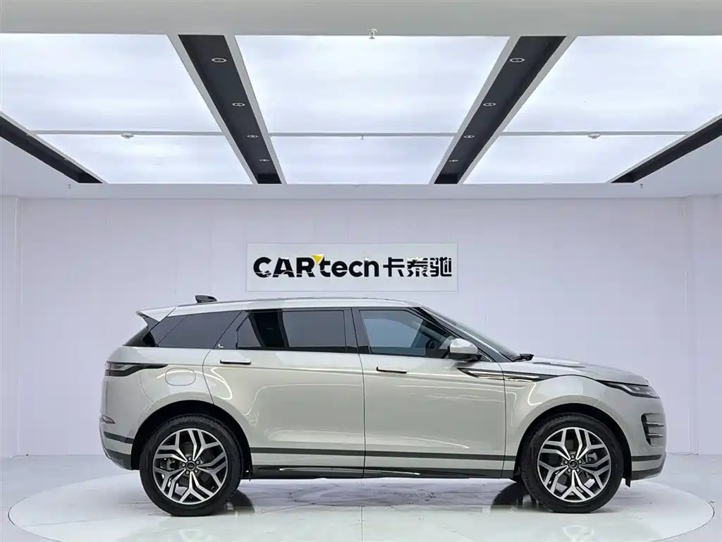 Land Rover Range Rover Evoque 2023 Range Rover Evoque L 249PS Luxury Edition фото 6