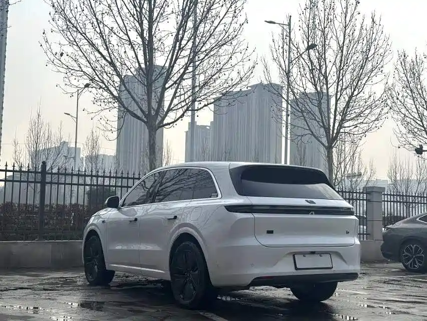 Li Auto IDEAL L6