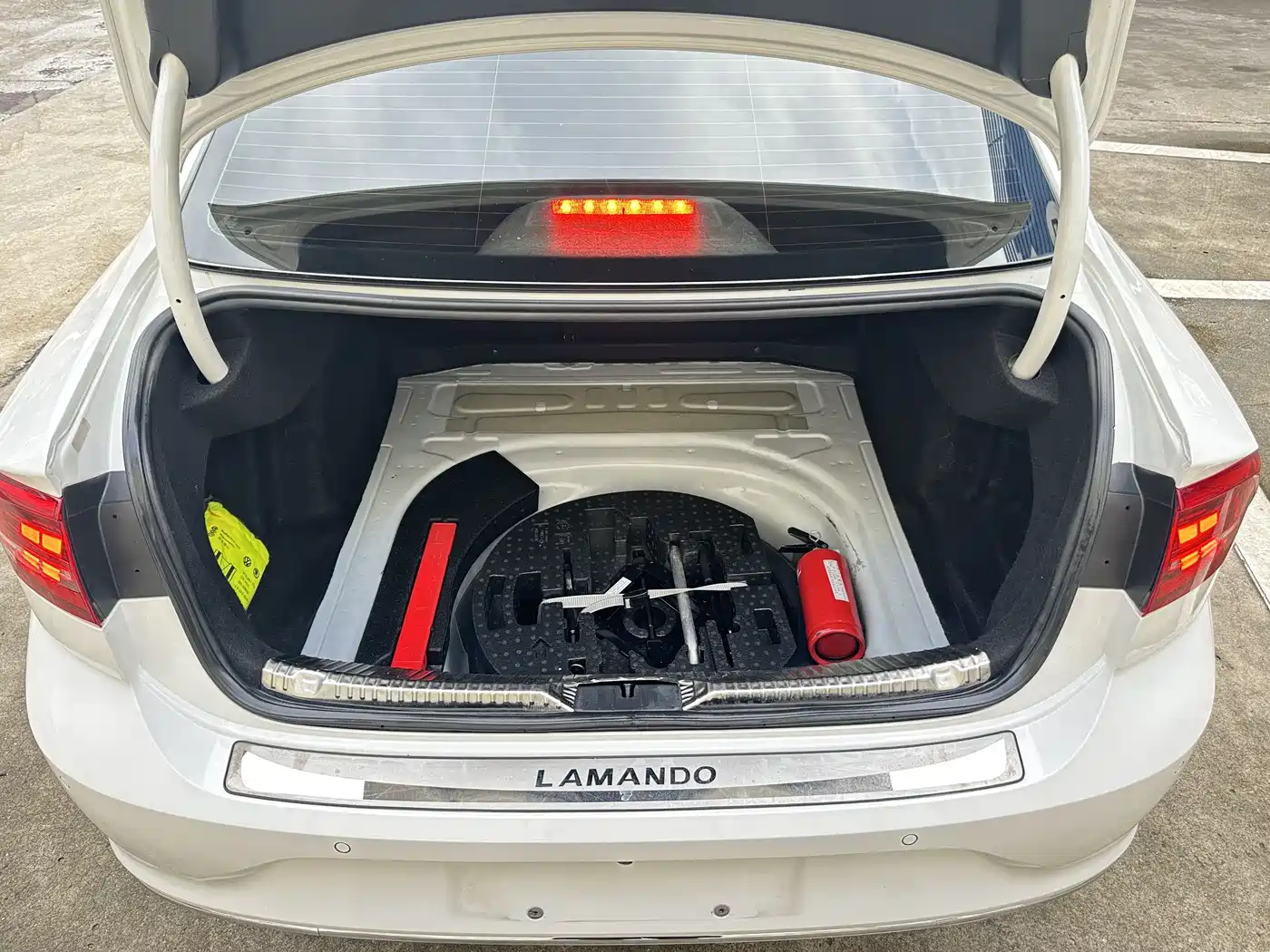 Volkswagen Lamando 2021 280TSI DSG Comfort Edition фото 22