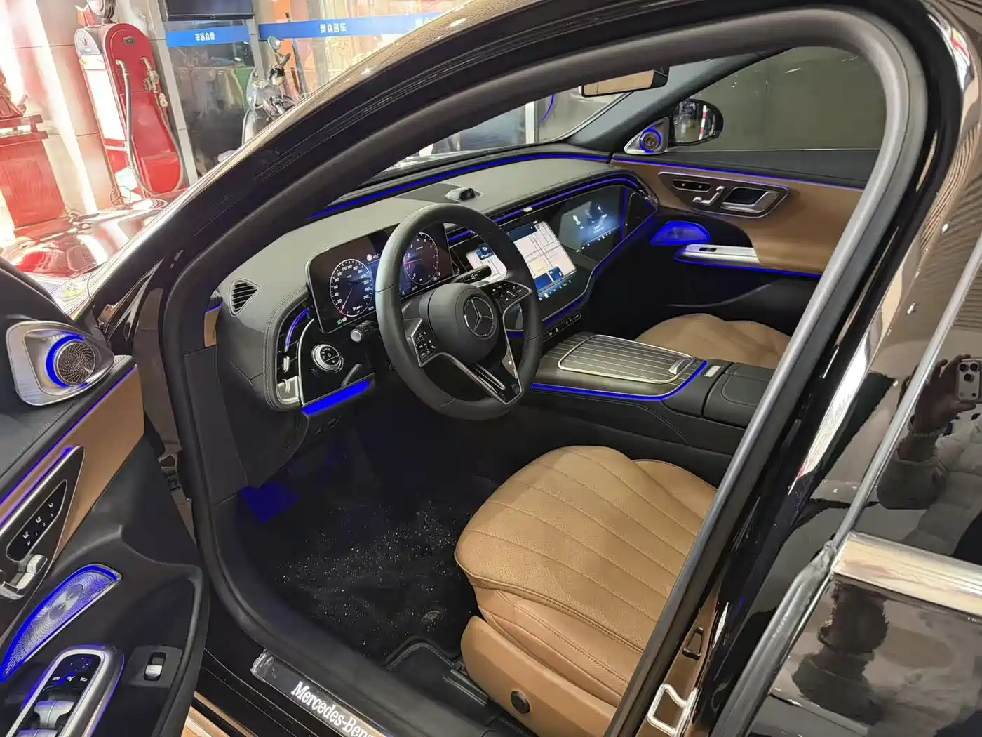 Mercedes-Benz E-Class 2025 E 300 L Luxury фото 4