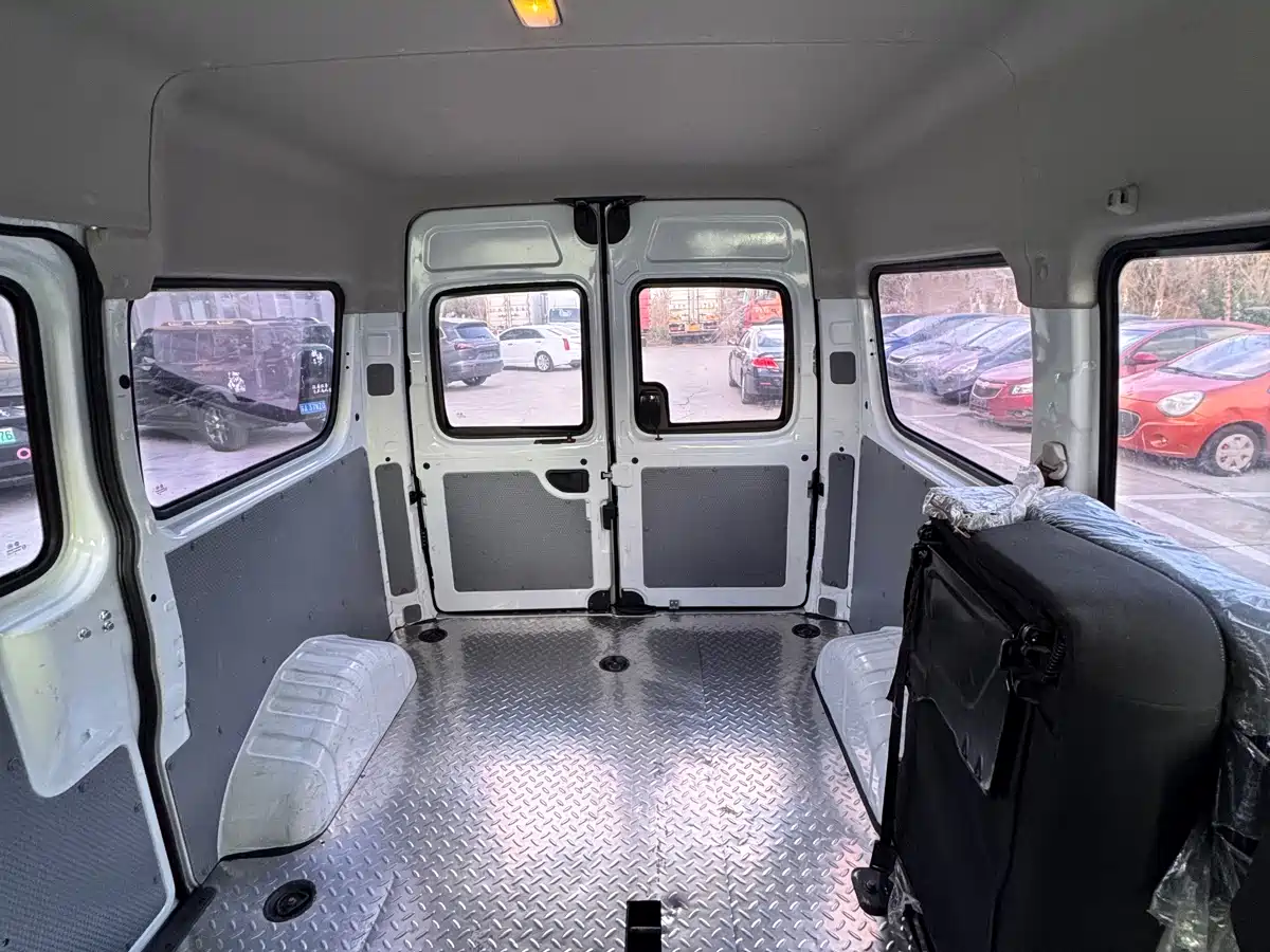 SAIC MAXUS XINTU V80