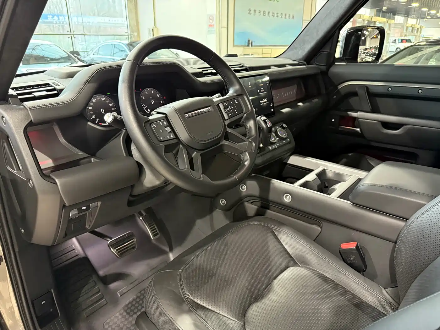 Land Rover Defender 2025 110 3.0T P400 X фото 5