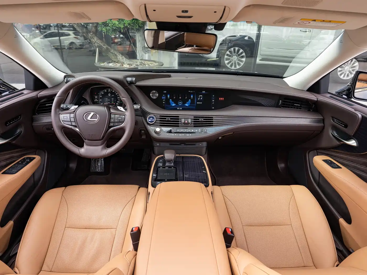 Lexus LS, миниатюра 13