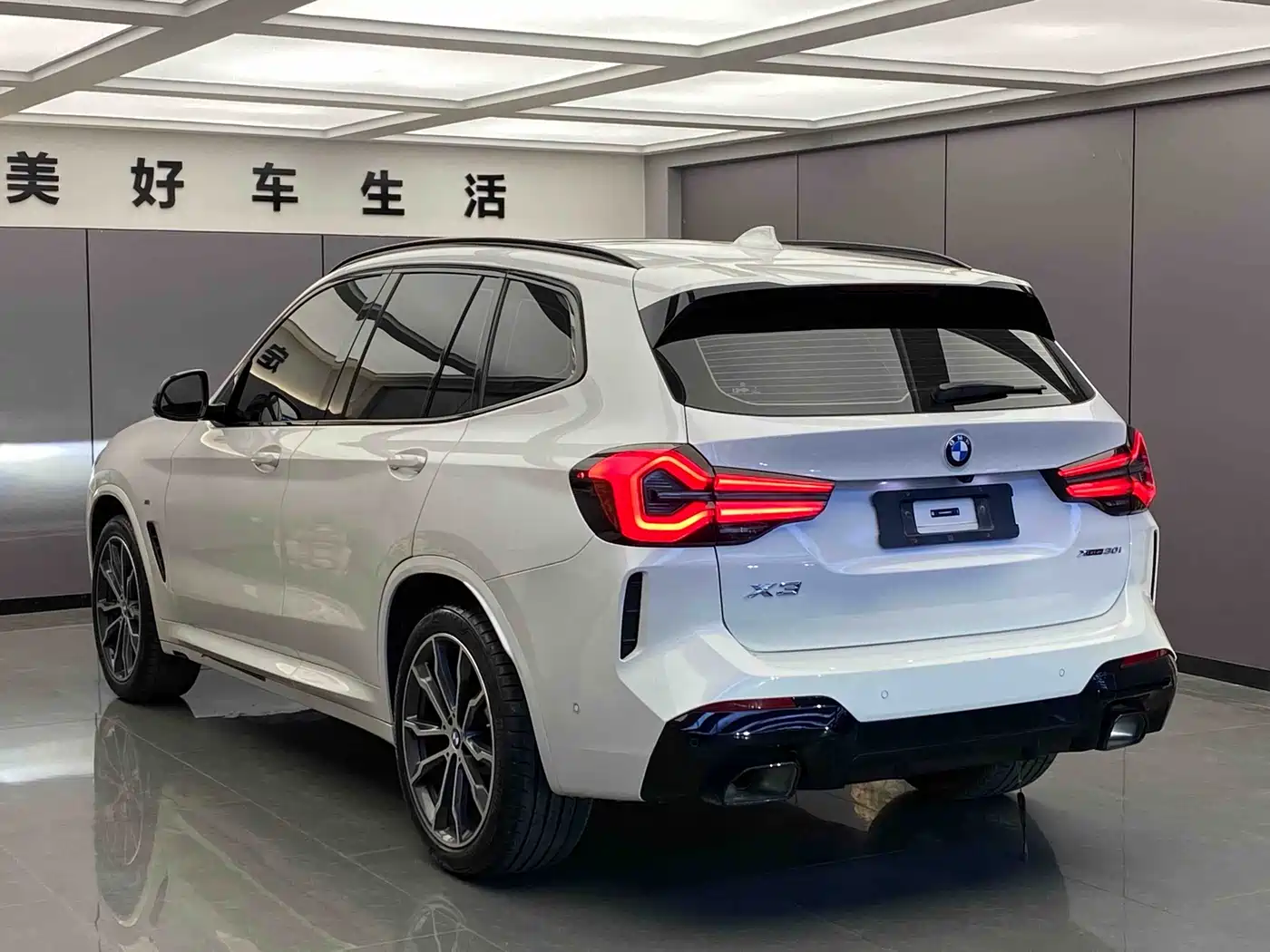 BMW X3 2022 Facelift xDrive30i Leading M Shadow Edition фото 9