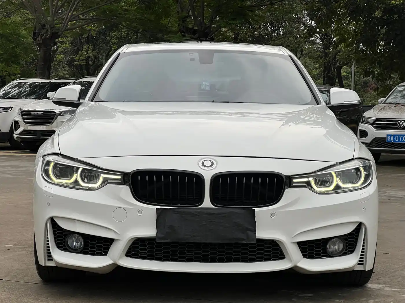 BMW 3 Series 2016 320i Fashion Model фото 2