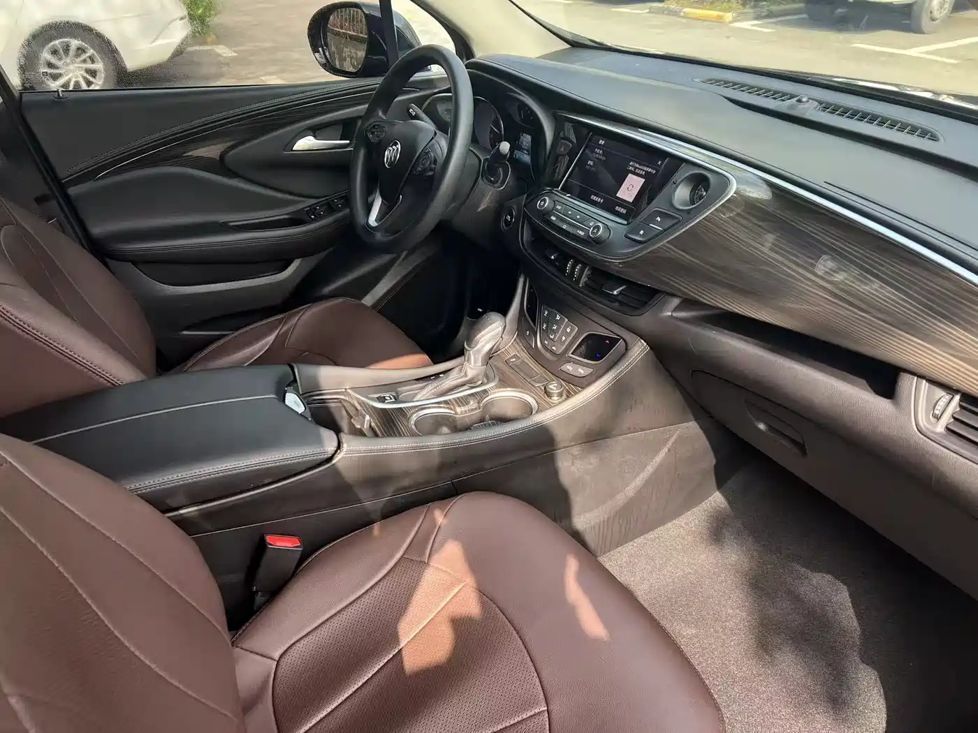 Buick Envision Plus 2020 20T FWD Leading фото 5