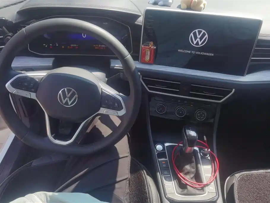 Volkswagen Sagitar 2024 300TSI DSG Surpass Edition фото 12