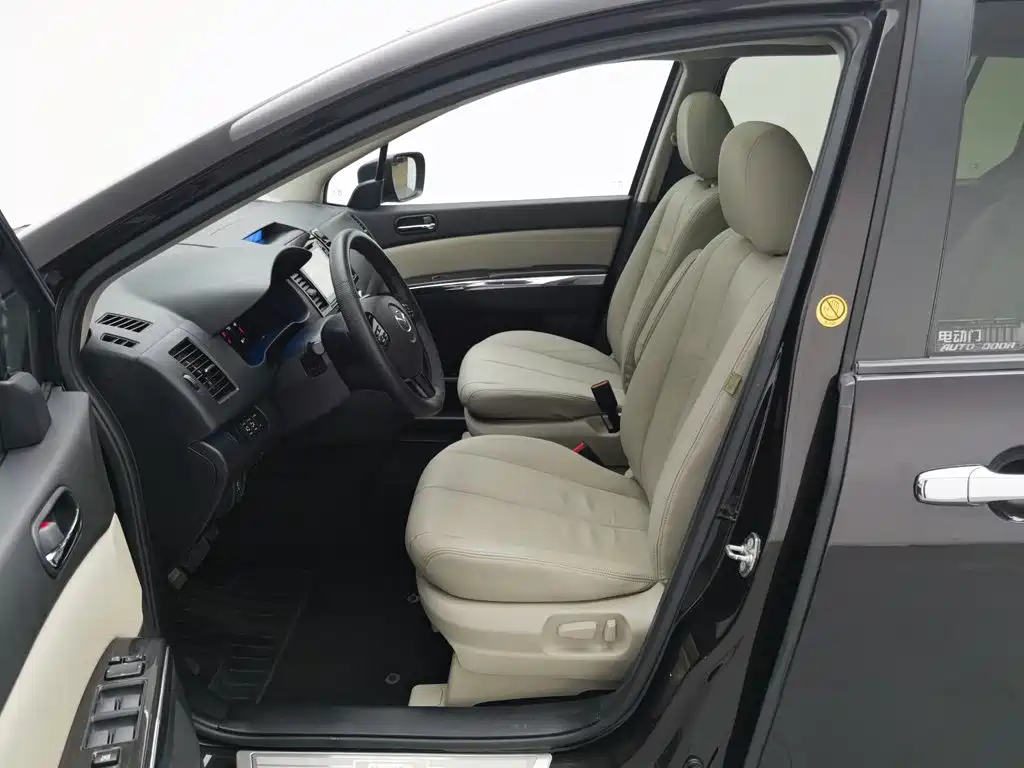 Mazda 8 2016 2015 2.5L Navigator Edition