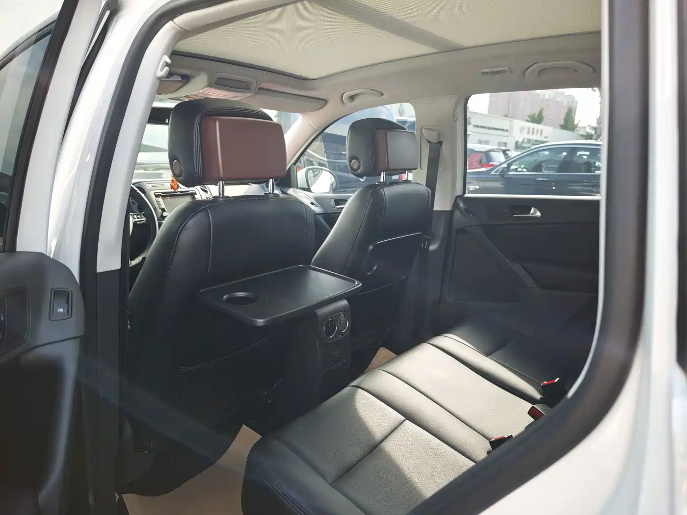 Фото 5 - Volkswagen Tiguan