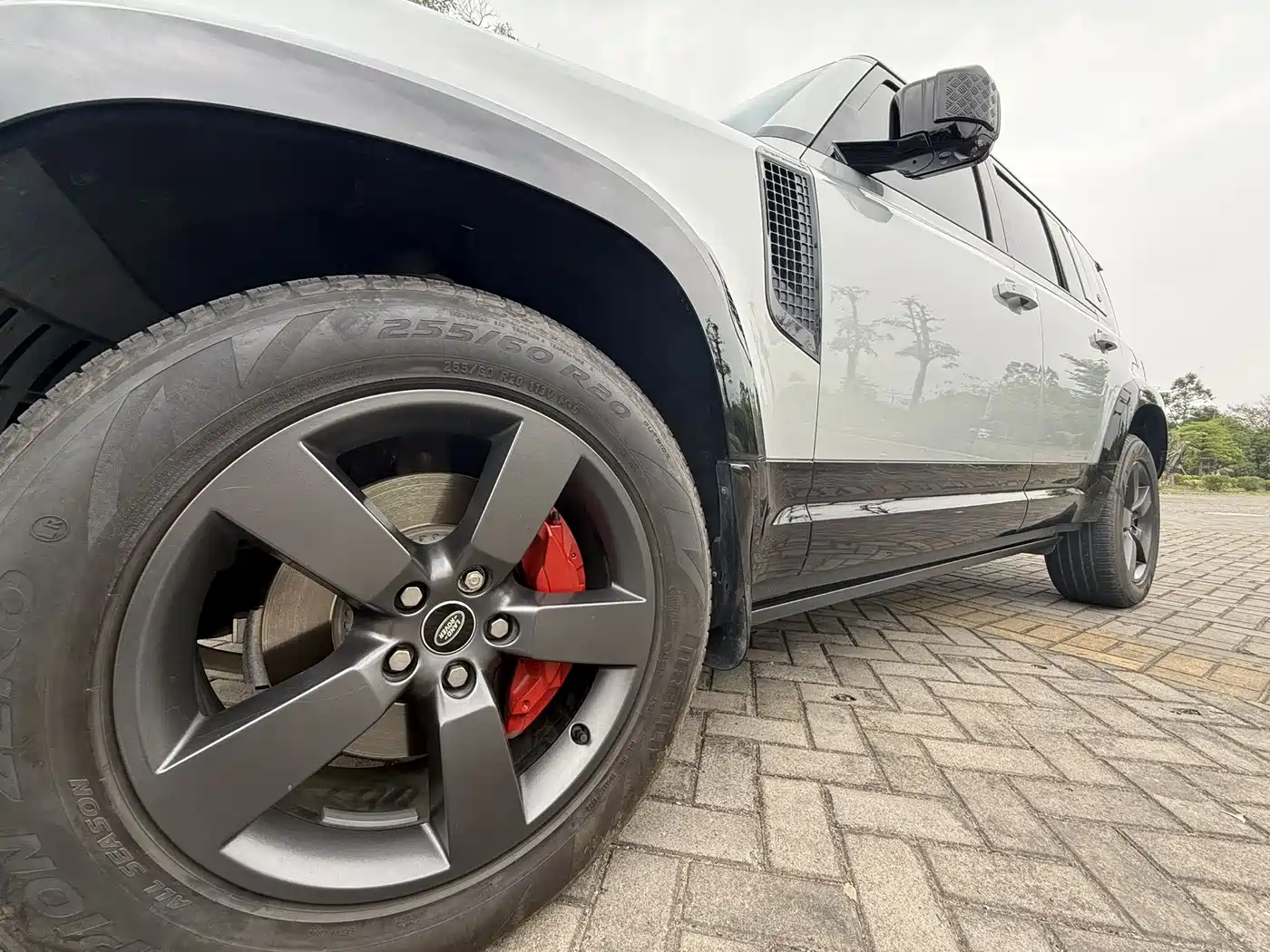 Land Rover Defender 2023 Facelift 110 3.0T P400 X-DYNAMIC HSE фото 20