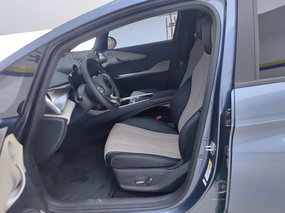 BYD Dolphin 2026 2025 420km Freedom Edition