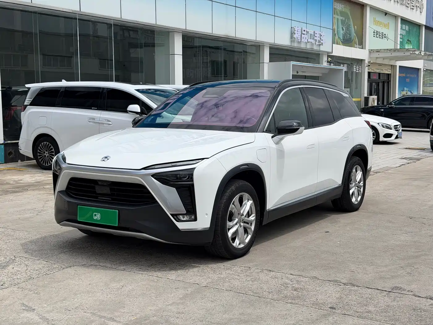 NIO ES8 2020