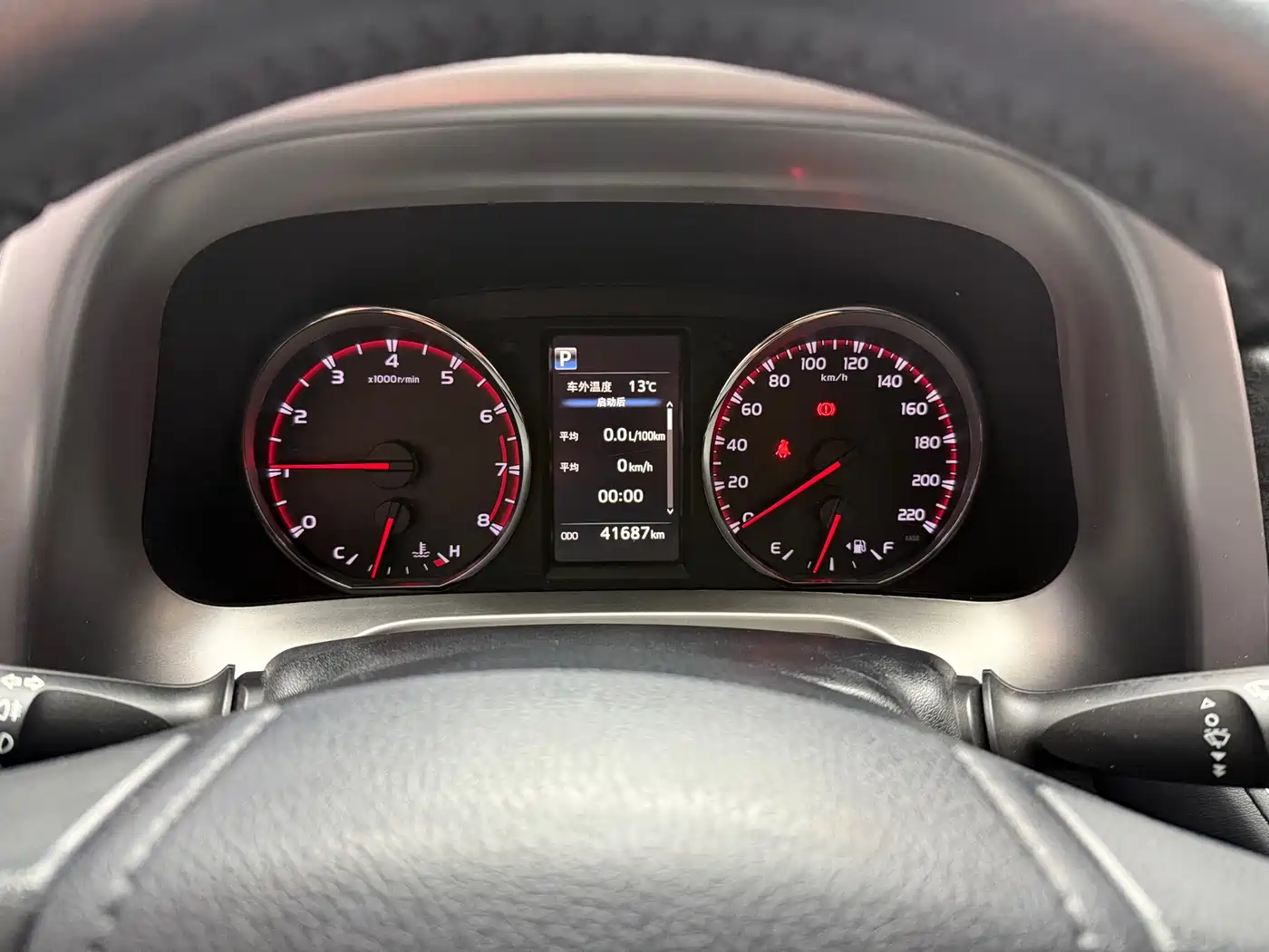 Toyota RAV4 Rongfang 2016 2.0L CVT 2WD Smart (China V) фото 18