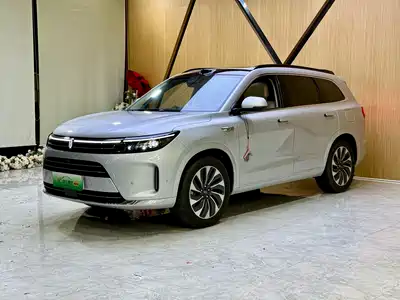 AITO M7