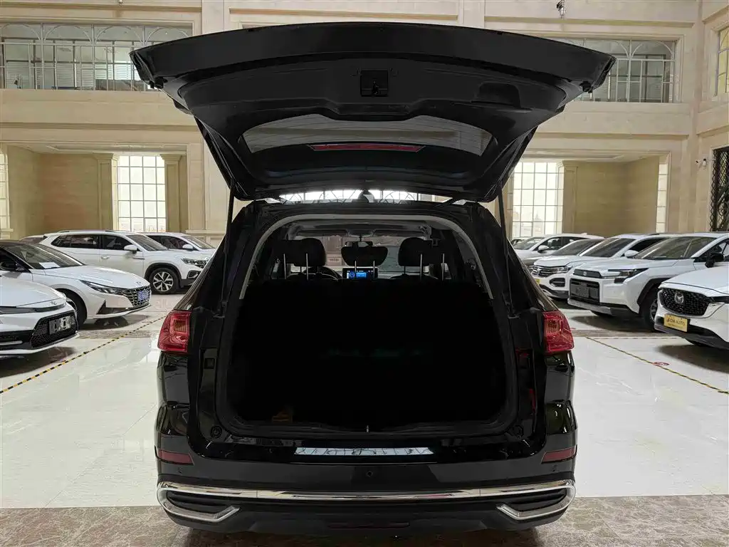 Haval M6 2023 PLUS 1.5T DCT Luxury Smart Connect фото 18