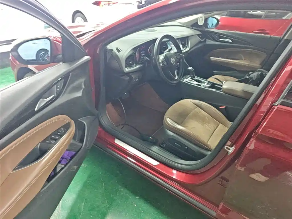 Buick Regal 2017 20T Elite Type фото 16