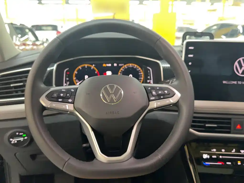 صورة 11 - Volkswagen Tayron
