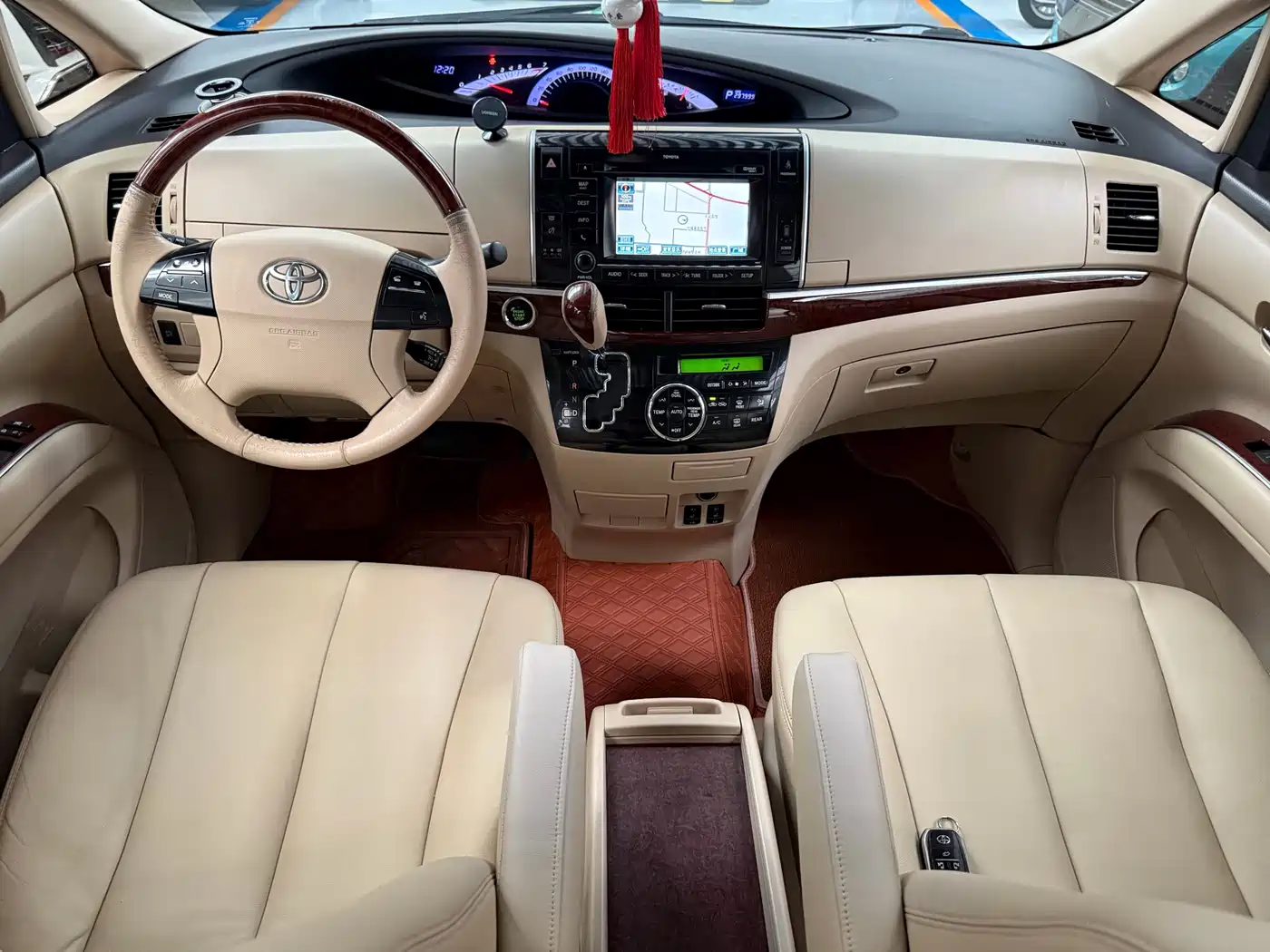 Toyota Previa 2013 2012 2.4L 7-Seater Luxury Edition