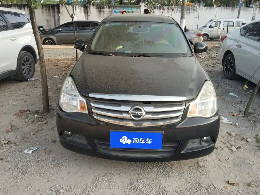 صورة 2 - Nissan Sylphy