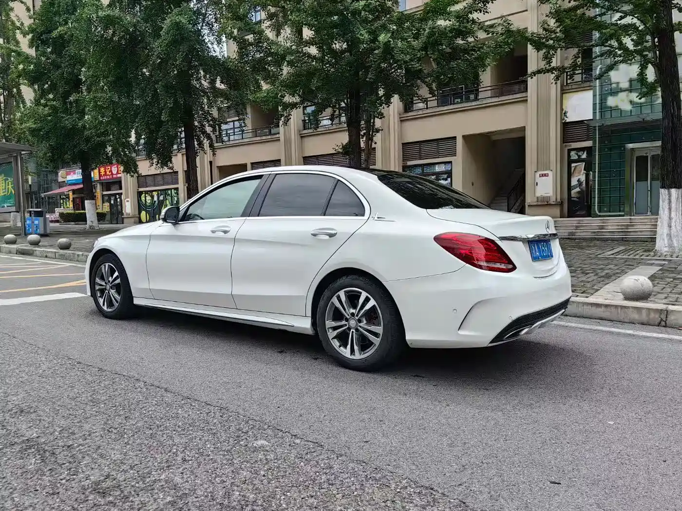 Mercedes-Benz C-Class 2015 Facelift C 200 L Sport фото 7