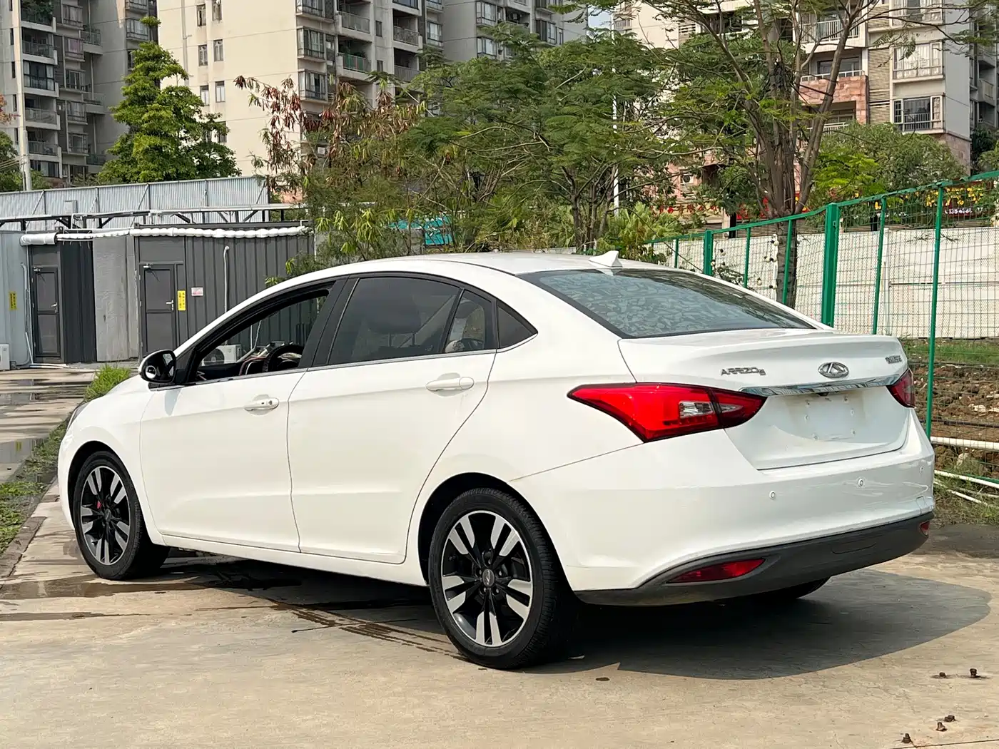 CHERY ARRIZO 5
