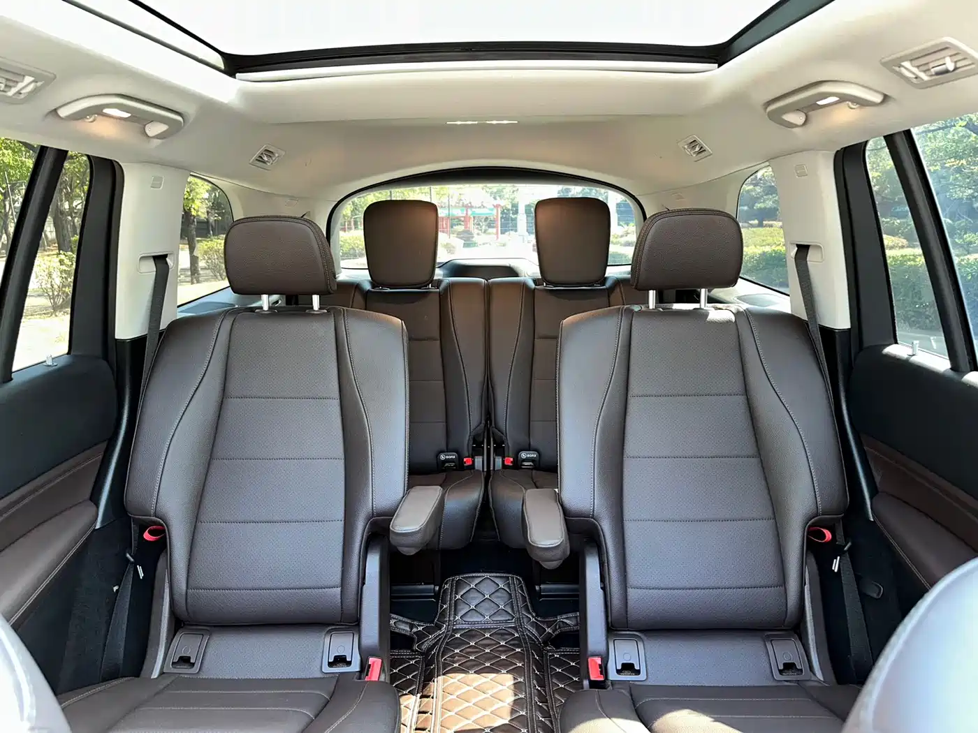 Mercedes-Benz GLS 2023 GLS 450 4MATIC Luxury Edition фото 17