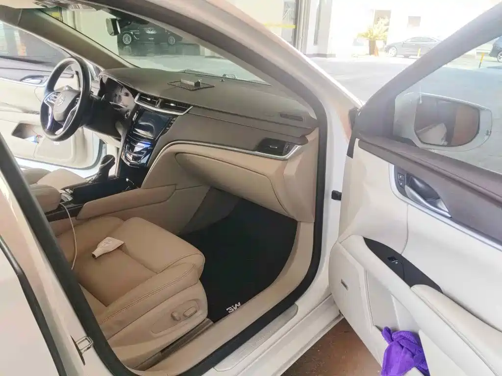 Фото 12 - Cadillac XTS