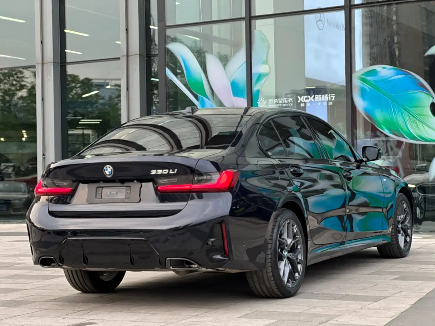 BMW 3-SERIES