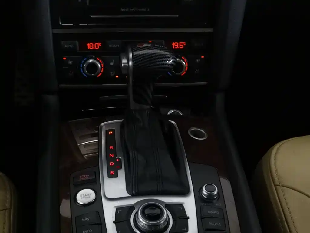 Audi Q7 2012 2012 3.0 TFSI Progressive (200kW)