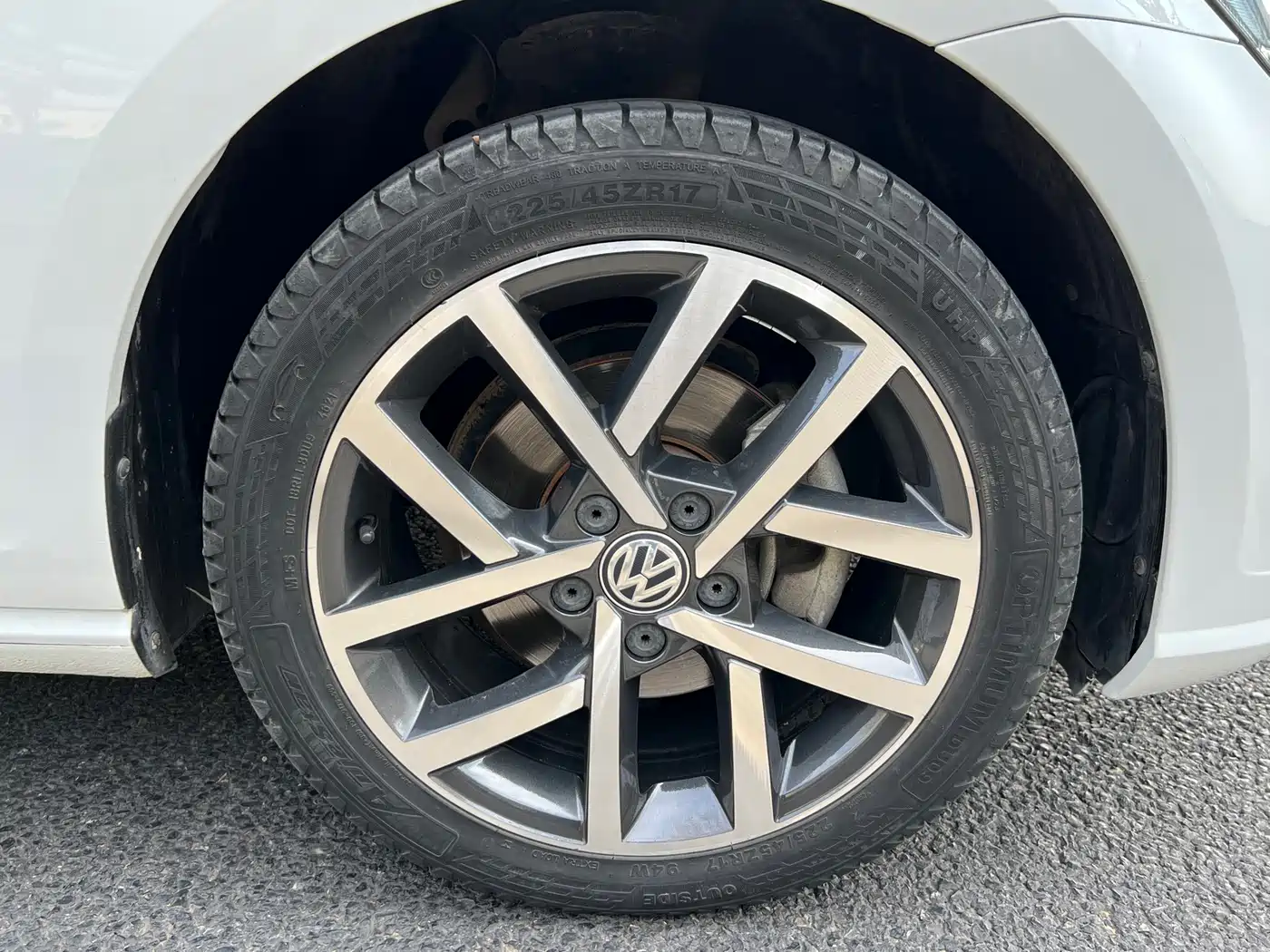 Volkswagen Golf 2018 230TSI Automatic Luxury фото 34
