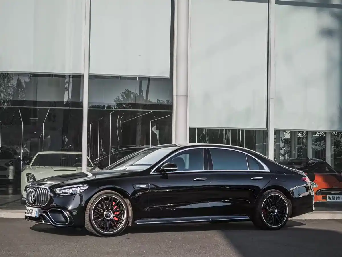 Mercedes-Benz S-Class AMG Hybrid 2025 AMG S 63 L E Performance