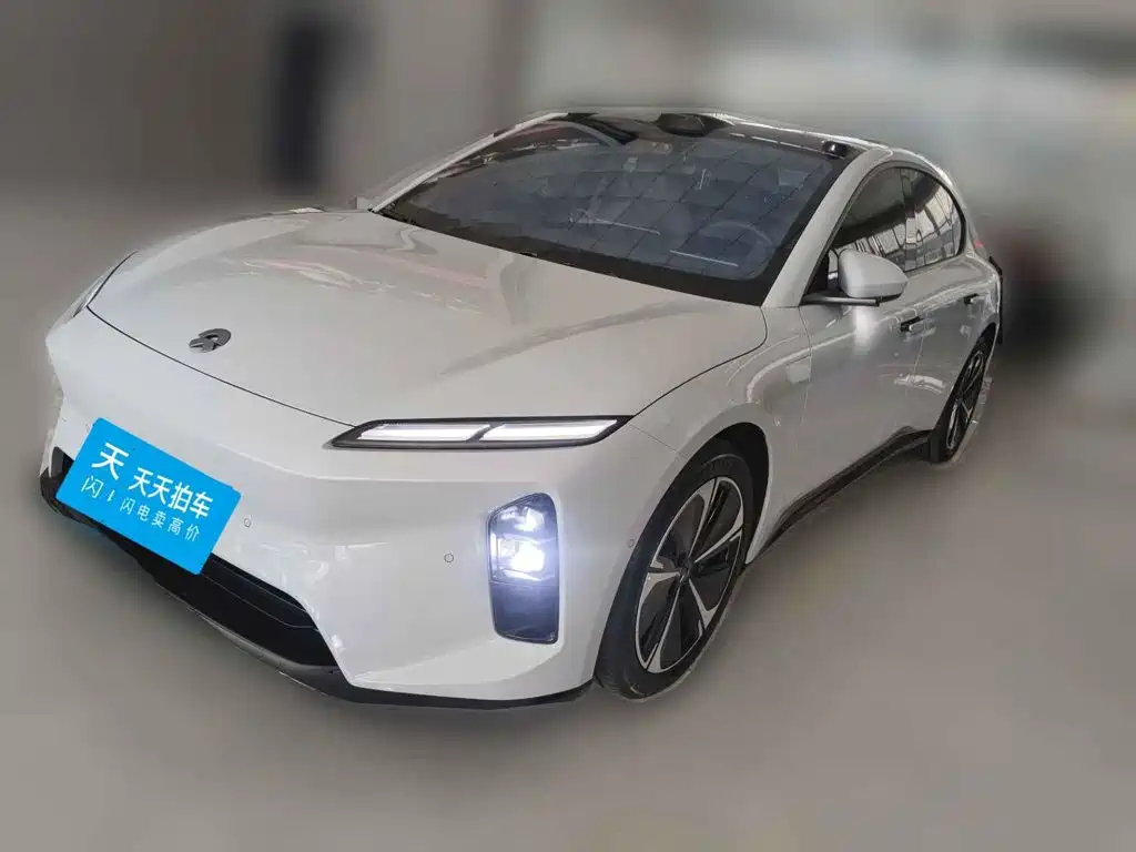 2026 NIO ET5