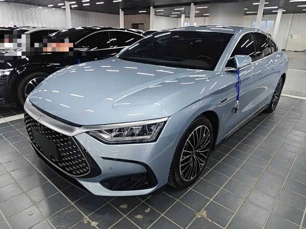 BYD Han 2023 DM-i Champion Edition 121KM Premium