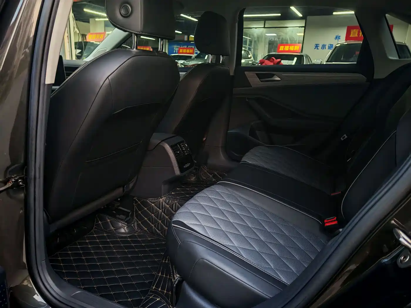 Volkswagen Sagitar 2023 280TSI DSG Beyond Lite фото 9
