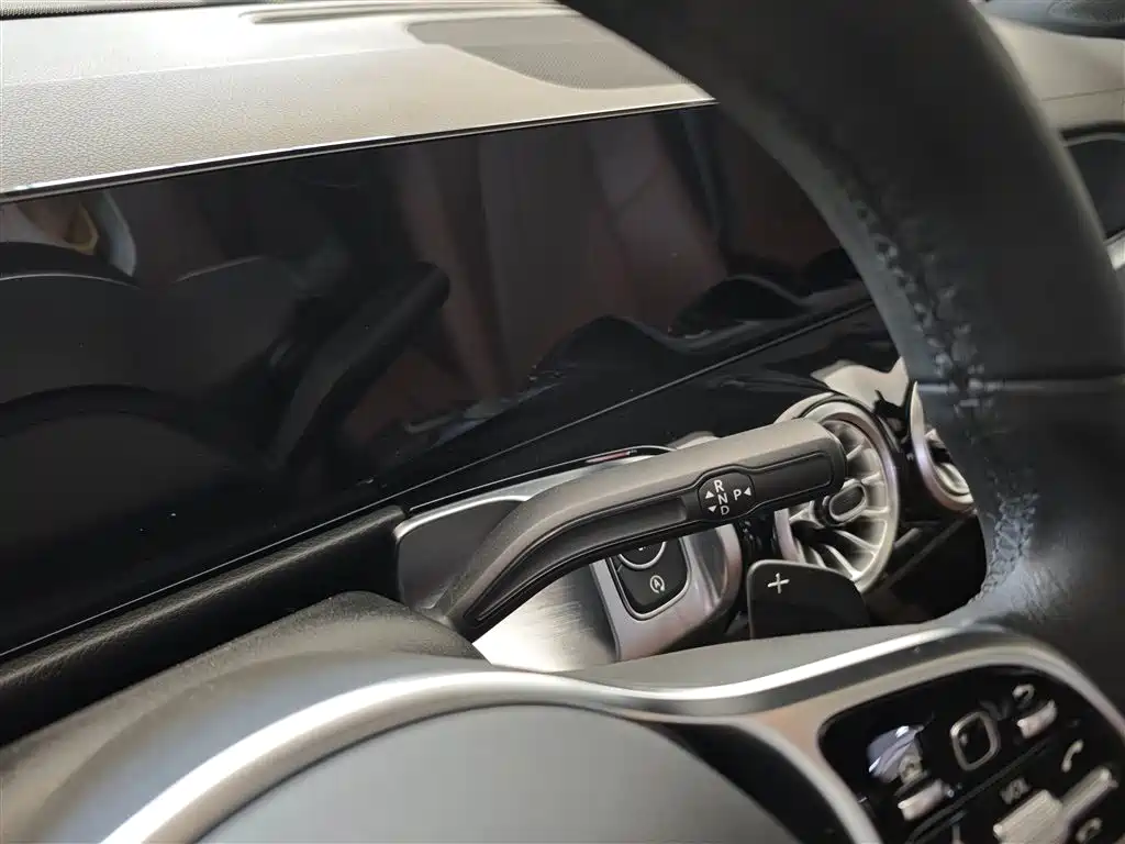 Mercedes-Benz GLB 2023 GLB 220 Dynamic фото 19