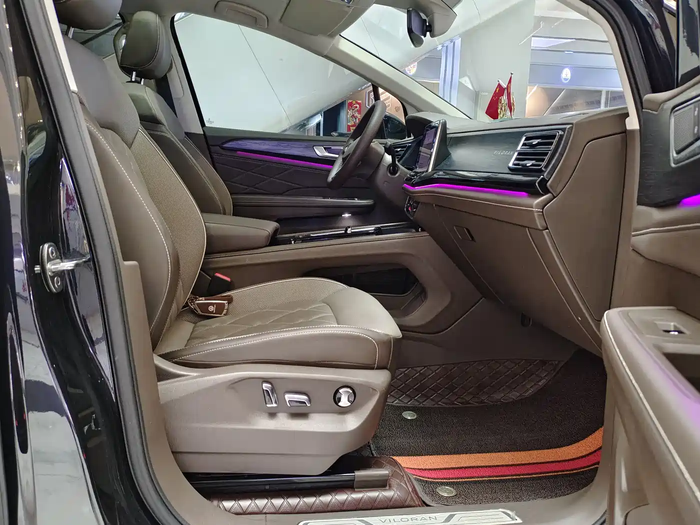 Volkswagen Viloran 2024 380TSI Executive Edition фото 22