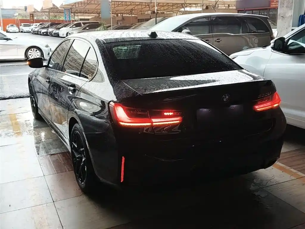 BMW 3 Series 2025 330Li Premium M Sport Night Edition фото 5