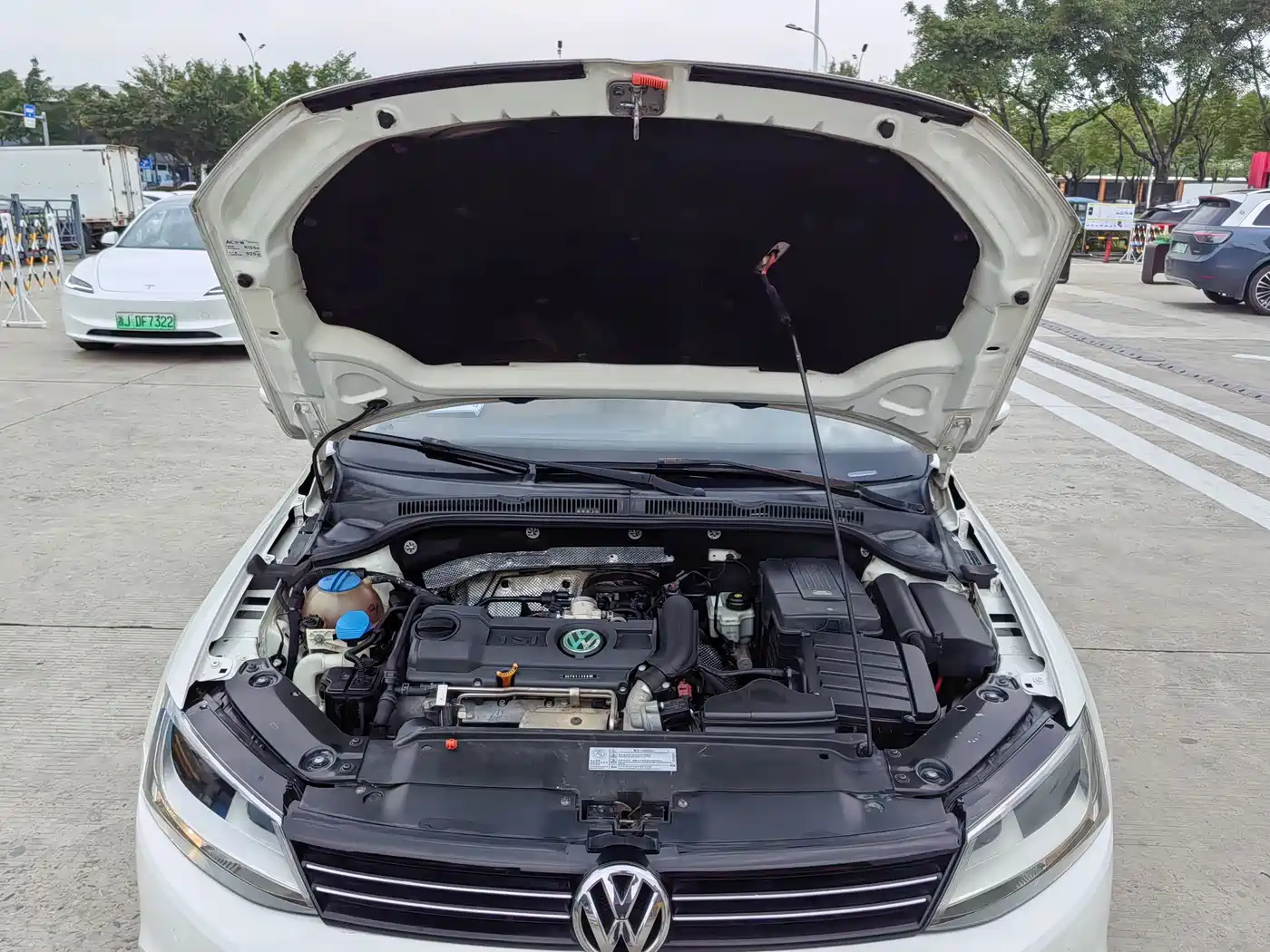 Volkswagen Sagitar 2014 1.4TSI Automatic Fashion фото 17