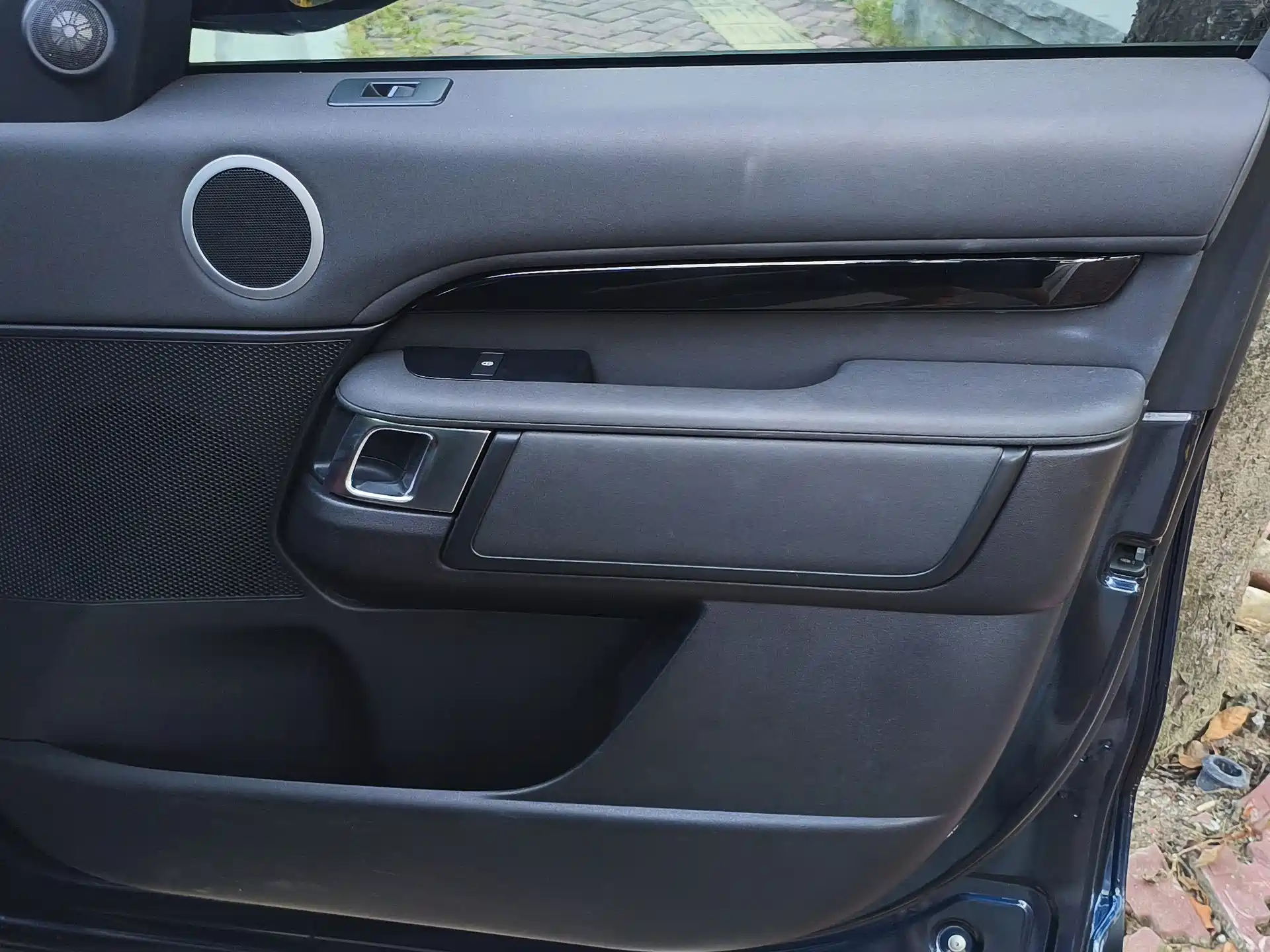 Photo 14 - Land Rover Discovery