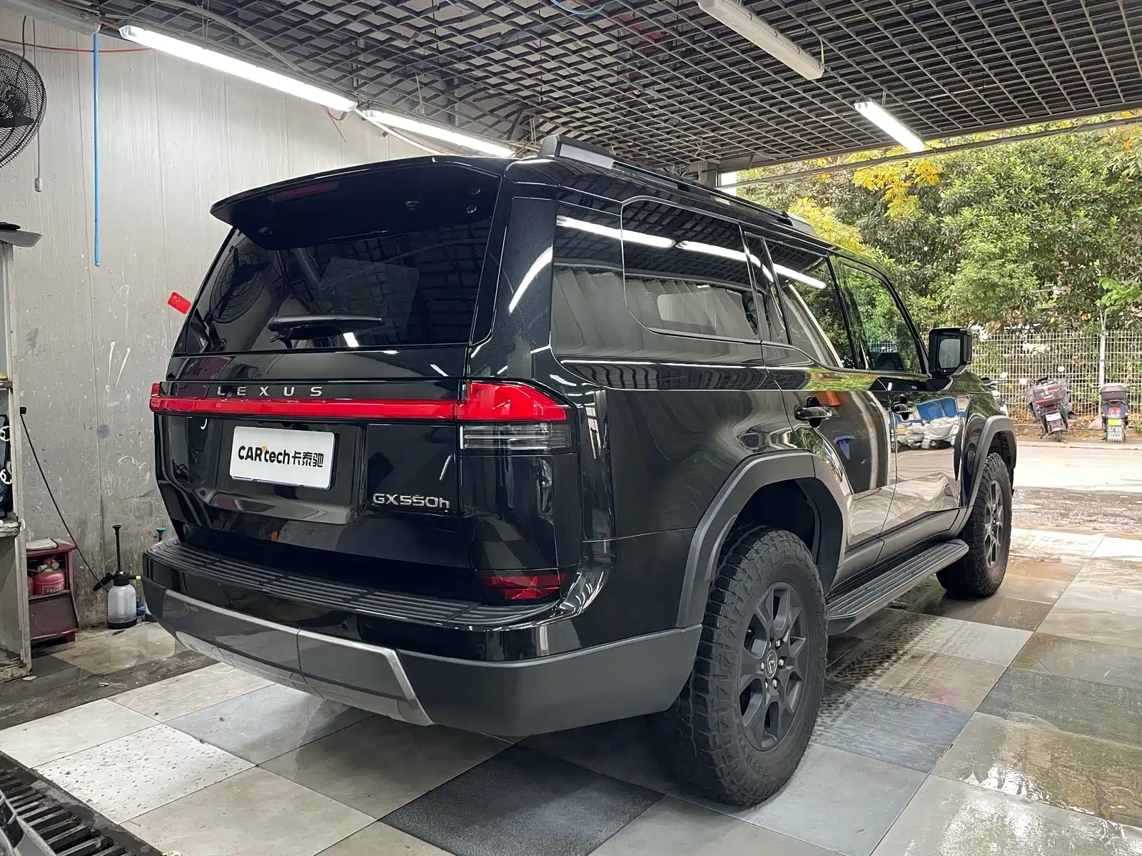 Фото 5 - Lexus GX