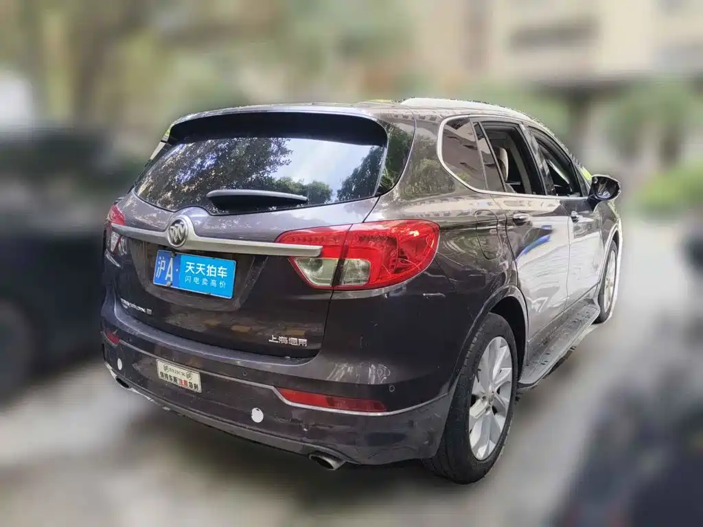 Фото 2 - Buick Envision Plus