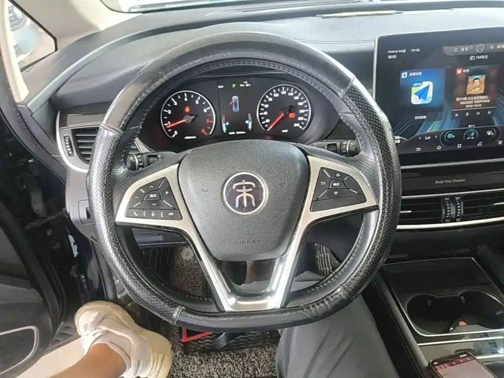 Фото 11 - BYD Song MAX