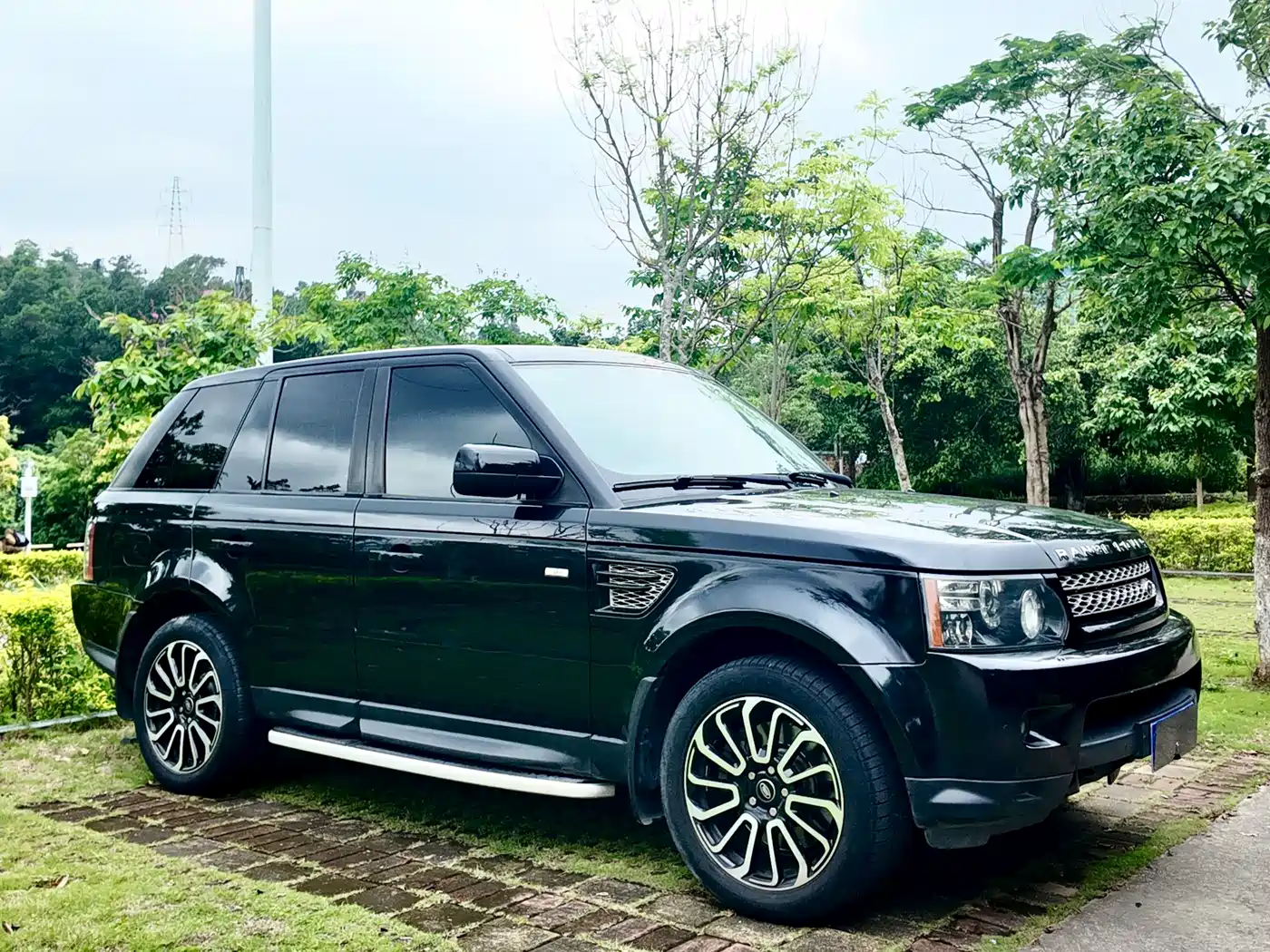 Land Rover Range Rover Sport 2011 2011 5.0 NA V8 HSE