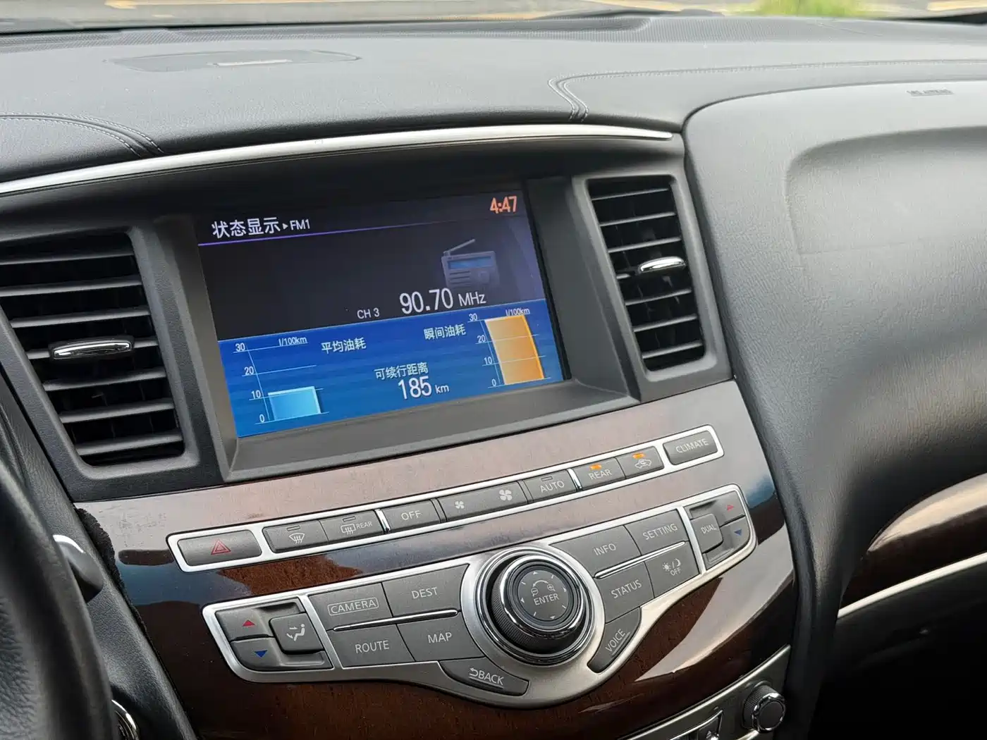 Infiniti QX60 (Import) 2016 2.5 S/C Hybrid 2WD Excellence (China V) фото 13