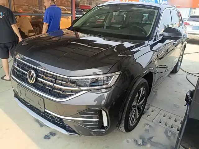 Volkswagen Tayron GTE Plug-in Hybrid 2024 280TSI Luxury Plus Advanced Edition