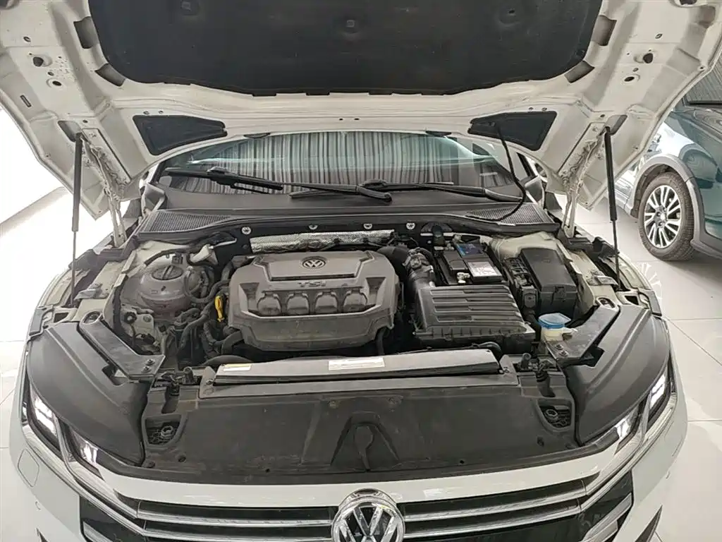 Volkswagen FAW-Volkswagen CC 2019 330TSI Charm Edition China VI фото 20