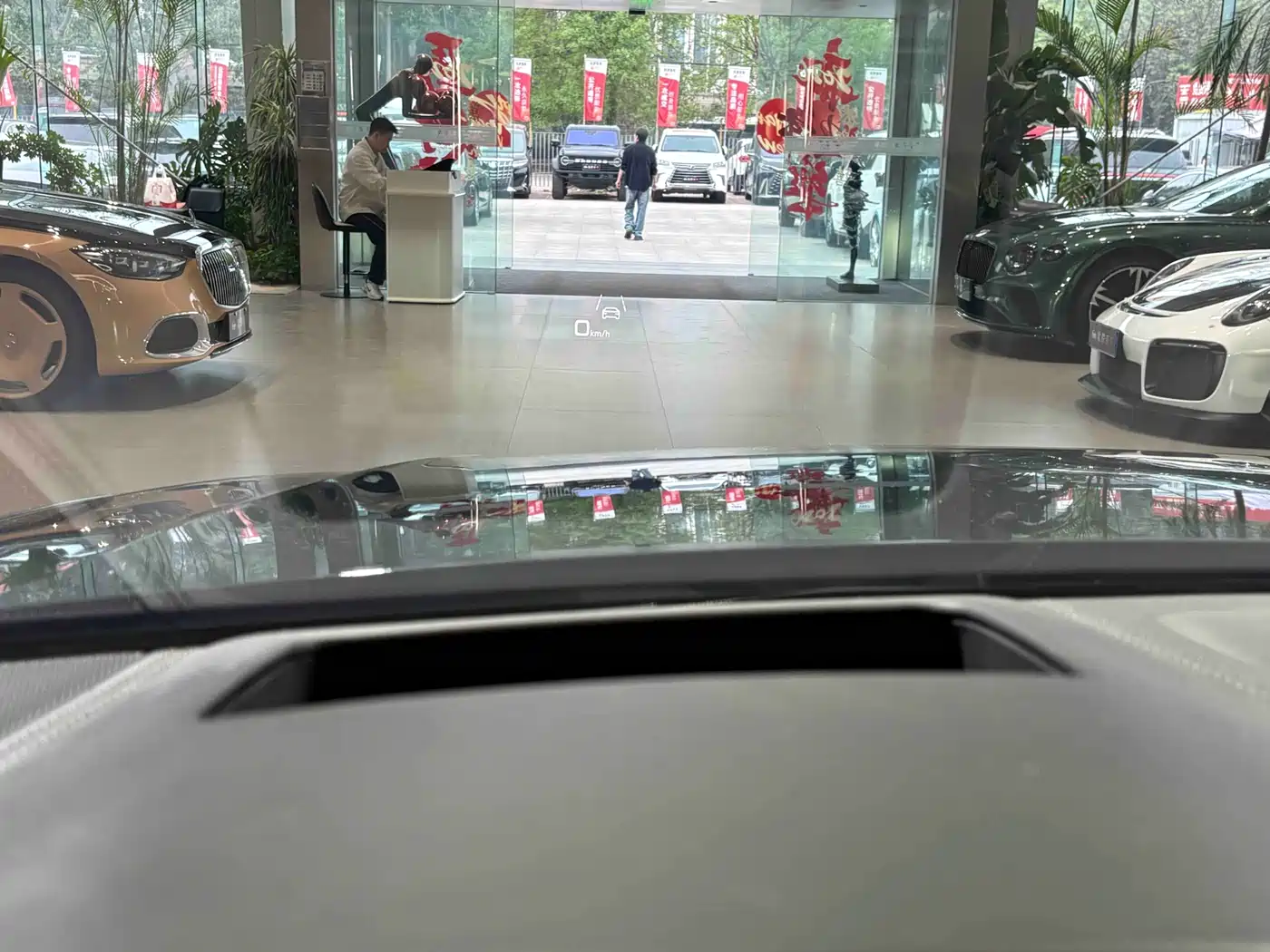 Audi Q8 2021 Model 55 TFSI Exclusive Dynamic фото 13