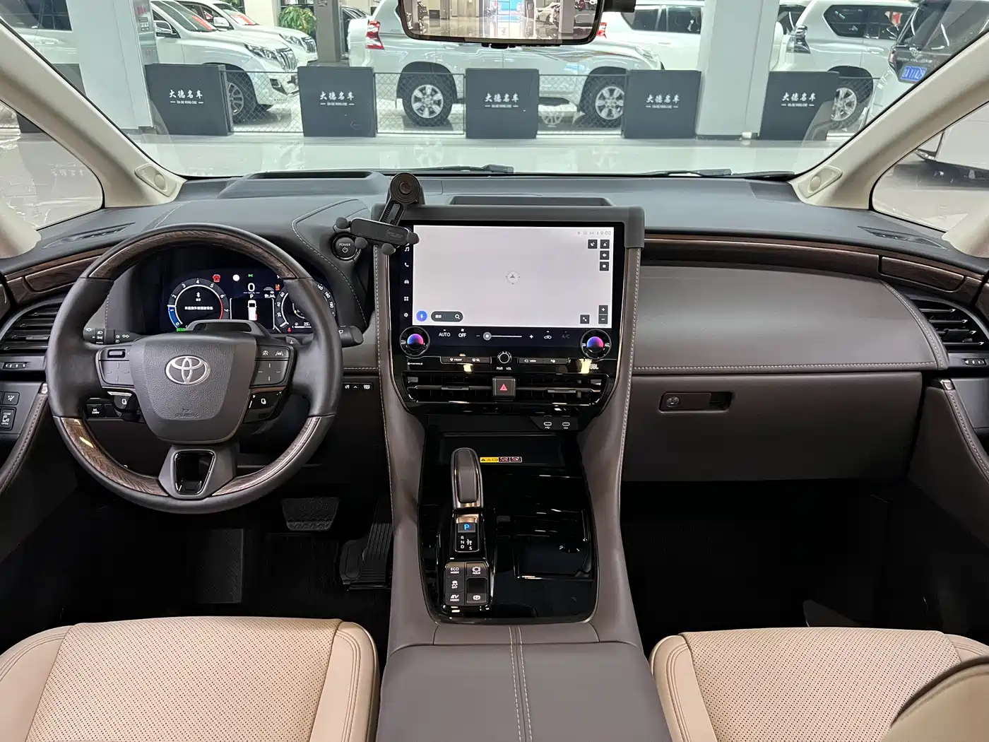 Toyota Alphard 2025 2024 Hybrid 2.5L Ultimate Enjoyment Edition