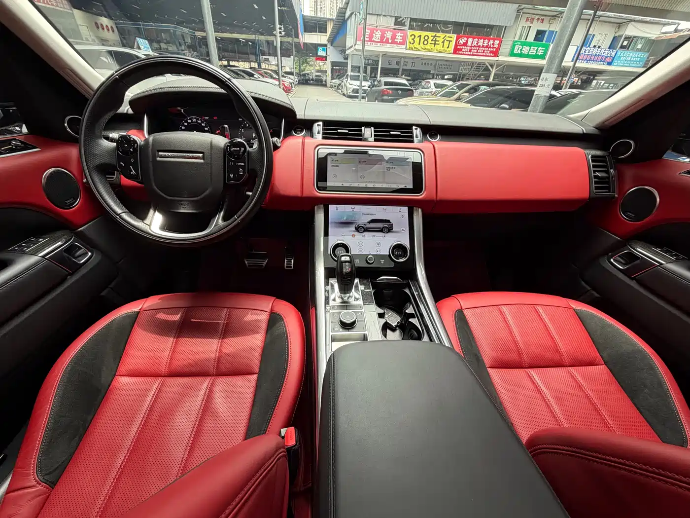 Land Rover Range Rover Sport 2021 3.0 L6 Gloss Black Edition фото 27